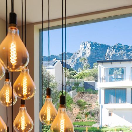 Camps Bay Blue Self-Catering Studios เคปทาวน์ ภายนอก รูปภาพ