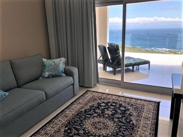 Camps Bay Blue Self-Catering Studios เคปทาวน์ ภายนอก รูปภาพ