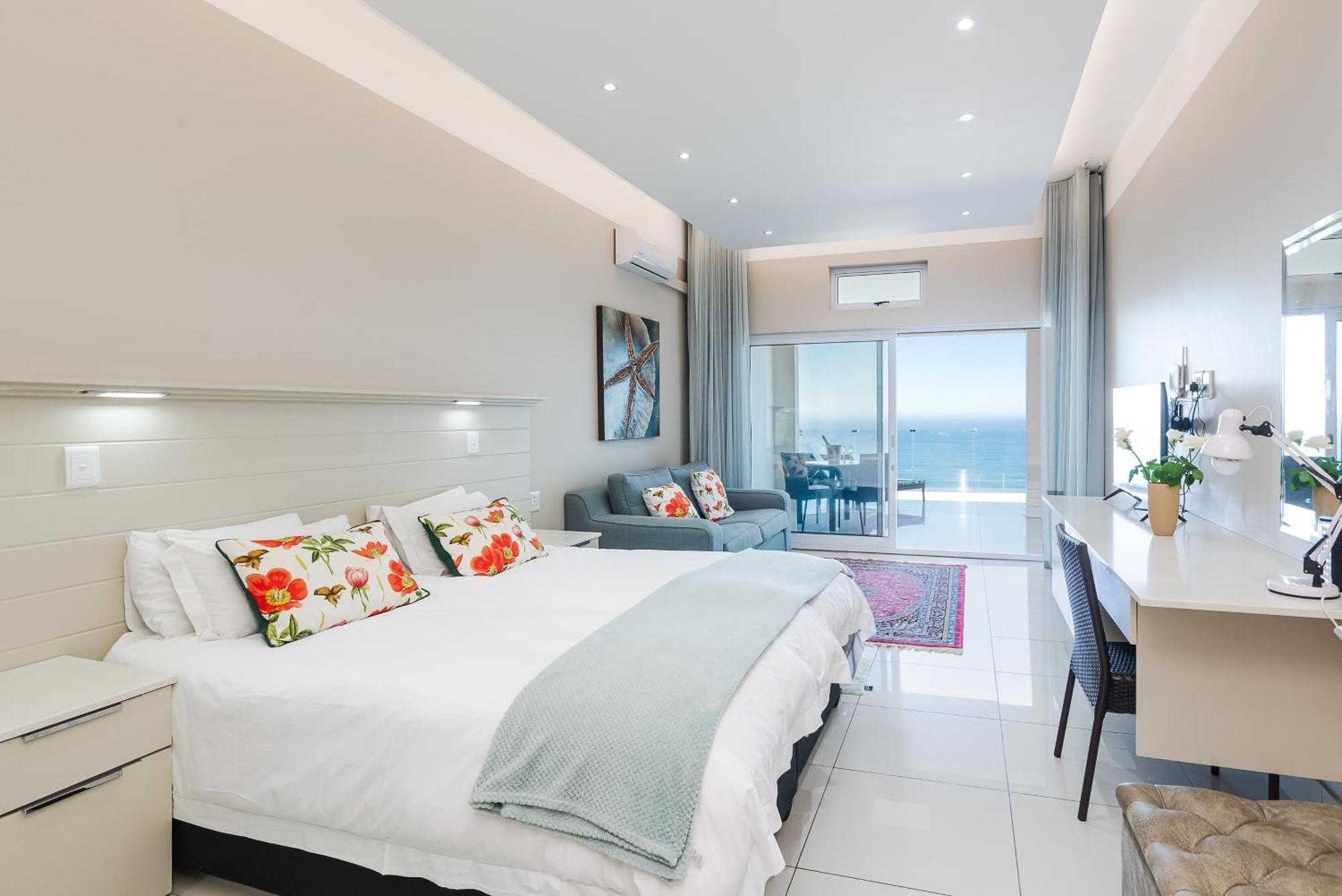 Camps Bay Blue Self-Catering Studios เคปทาวน์ ภายนอก รูปภาพ
